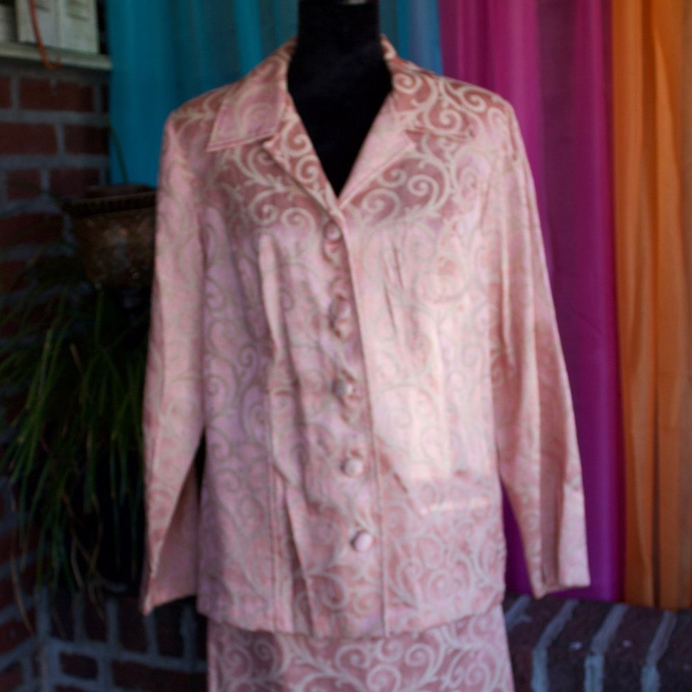 2pc. Embrodery Jacket and Skirt Suit